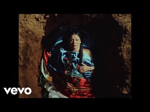 Mon Laferte — Mon Laferte - Te juro que volveré (Visualizer)