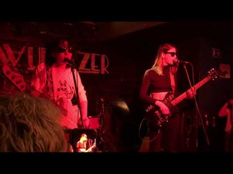 Broadway Broadcasters — Colleen Green, 'Jesse has a new girl now', concierto en Wurlitzer Ballroom, Madrid, 16 febrero 2018