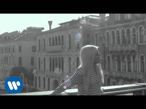 Sweet California — Sweet California - Vuelvo a ser la rara (Videoclip oficial)