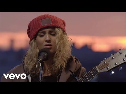 Tori Kelly — Tori Kelly - Hollow (Top Of The Tower)