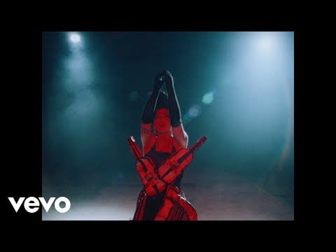 Mon Laferte — Mon Laferte - Casta Diva