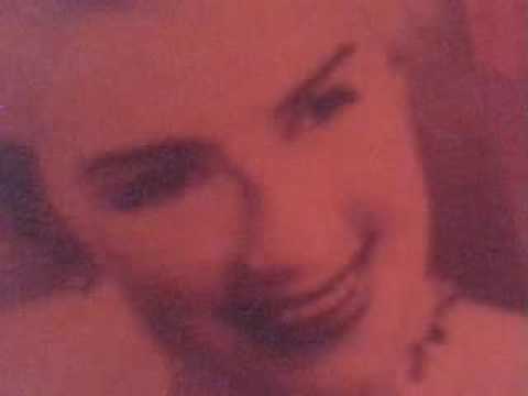 Dorothy Squires — Dorothy Squires I,L Close My Eyes 1945
