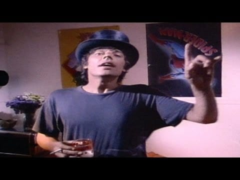 Jean Leloup — Jean Leloup - L'amour est sans pitié (Officiel)