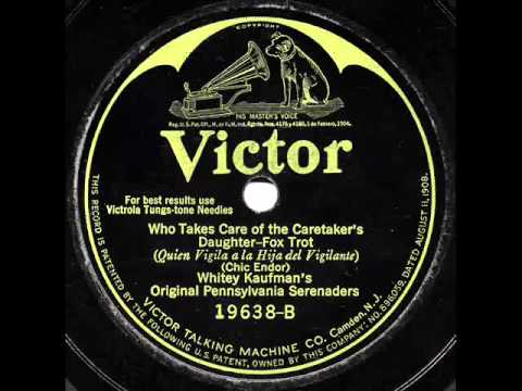 International Novelty Orchestra — International Novelty Orchestra  & Whitey Kaufman's Original Pennsylvania Serenaders