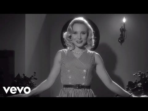 Sia — Santa's Coming For Us