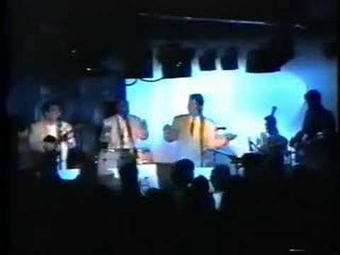 Love Jones (2) — Love Jones - "Custom Van" Live