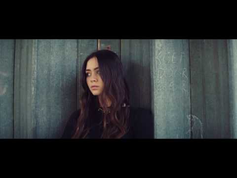 Jasmine Thompson — Jasmine Thompson - Old Friends [Official Video]