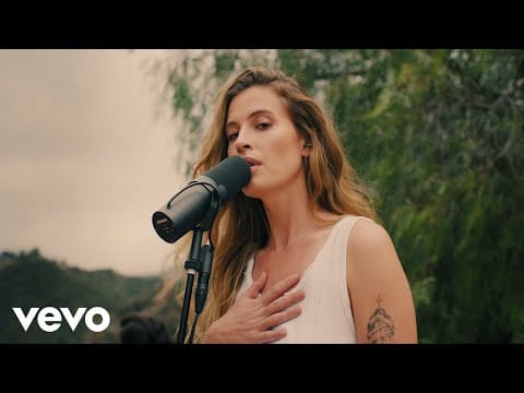Fletcher — Boy (Live Performance)