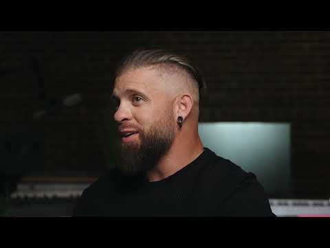 Brantley Gilbert — Brantley Gilbert - So Help Me God (Story Behind The Song)