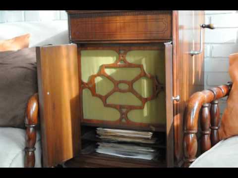 International Novelty Orchestra — Titina, Fox Trot- International Novelty Orchestra 1925