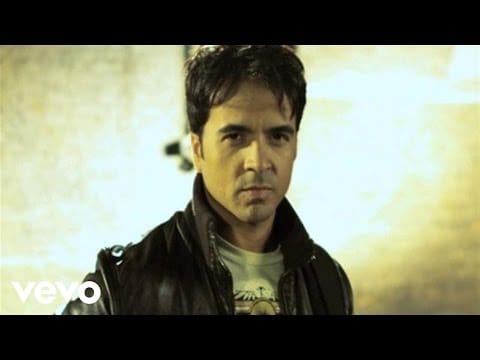 Luis Fonsi — Luis Fonsi - Gritar (Official Music Video)