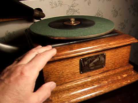 Van Eps' Banjo Orchestra — "I wish I was in Michigan" Banjo orchestra 1914 - Victor P2 Talking Machine