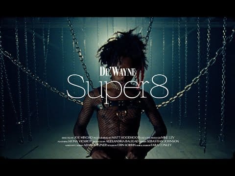 DE'WAYNE — Super 8