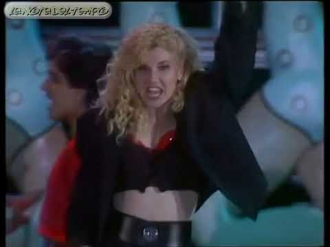 Lorella Cuccarini — Lorella Cuccarini  -  Magic   (La Notte Vola  1989)