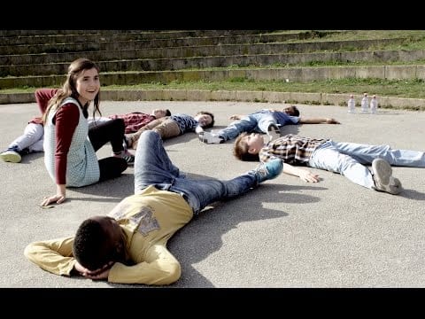 Dom La Nena — DOM LA NENA - JUSTE UNE CHANSON