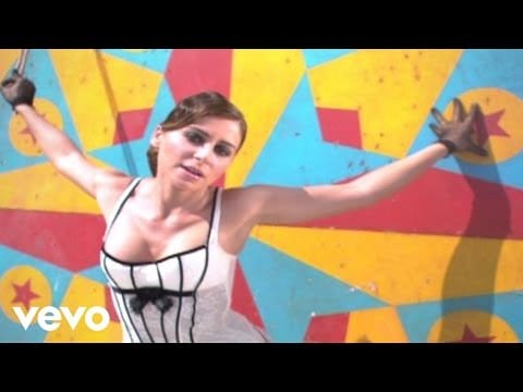 Julie Zenatti — Julie Zenatti - (Tango) Princesse (Clip officiel)