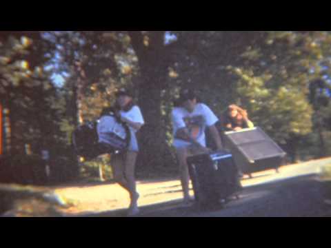 The Courtneys — The Courtneys - "90210" (Official Music Video)