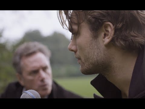 Henny Vrienten — Henny Vrienten - Hij zingt omdat-i het niet zeggen kan