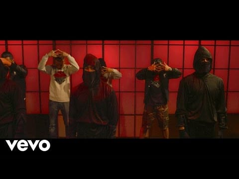 S-Crew — S-Crew - MAC CAIN