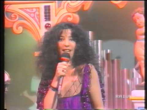 Teresa De Sio — Teresa De Sio a Fantastico 4 (1983) "Aumm aumm"