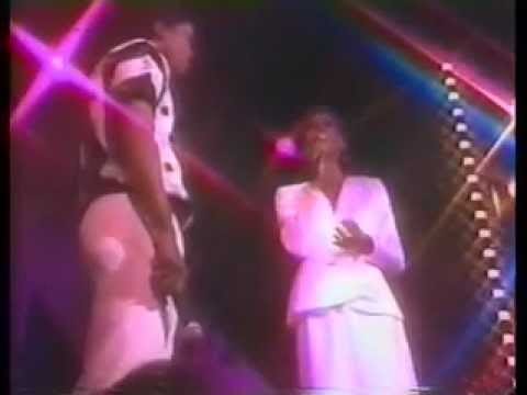 Whitney Houston — Whitney Houston &.Jermaine Jackson - Nobody Loves Me Like You Do 1984