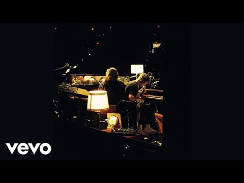 Lizzy McAlpine — Celebrate Me Home