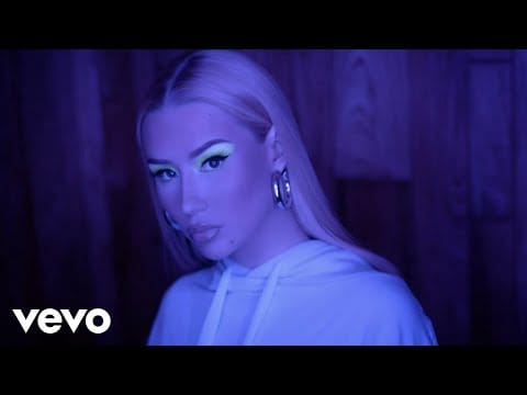 Iggy Azalea — Iggy Azalea - Brazil (Visualizer)