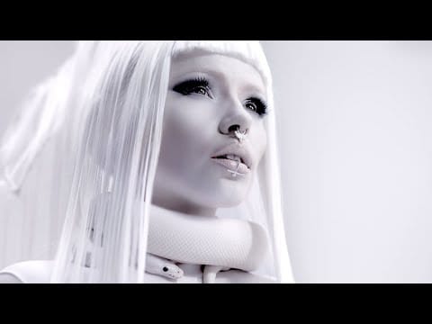 Kerli — KERLI - SAVAGES (official music video)