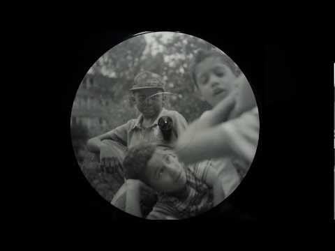 E26quent — e26quent - Ein Monster - Gebrochenes Deutsch (2012)