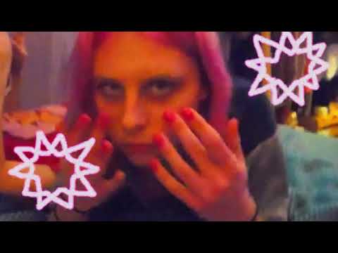 Clutter (9) — Clutter - "Geeks" (OFFICIAL VIDEO)