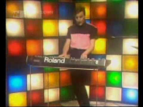 Kids In The Kitchen — Kids in the Kitchen - Change In Mood (Countdown 1984)