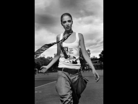 Chelonis R. Jones — Remo feat Chelonis R Jones - Empire