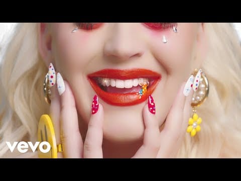 Katy Perry — Smile (Performance Video)