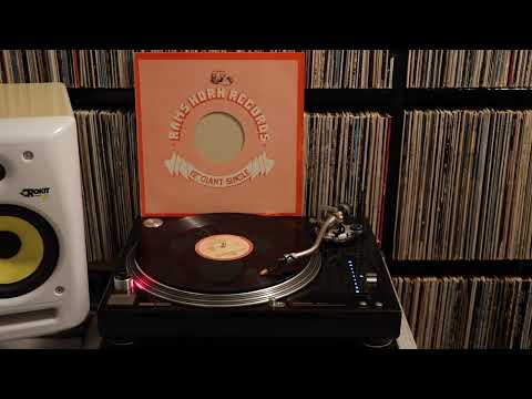 Skyy — Skyy - Get Into The Beat (1982)