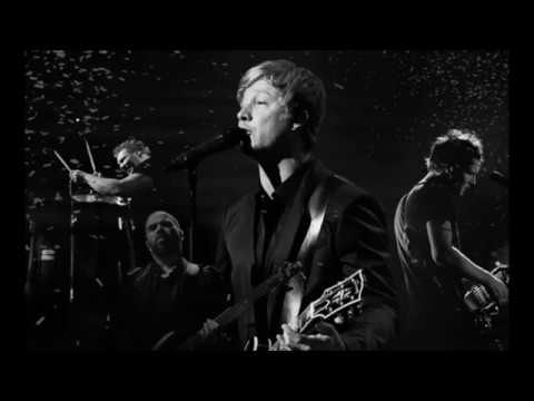 Sunrise Avenue — Sunrise Avenue - Heartbreak Century LYRICS