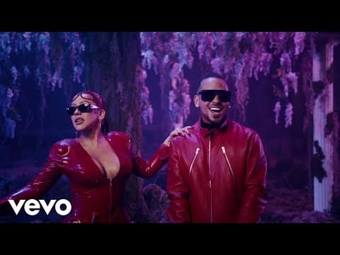 Christina Aguilera — Christina Aguilera, Ozuna - Santo (Alternate Video)