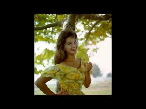 Joanie Sommers — Autumn in Rome - Joanie Sommers