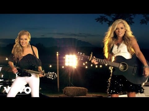 Maddie & Tae — Maddie & Tae - Girl In A Country Song