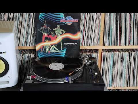 Peter Jacques Band — Peter Jacques Band - Welcome Back (1980) - B1 - Is It It?