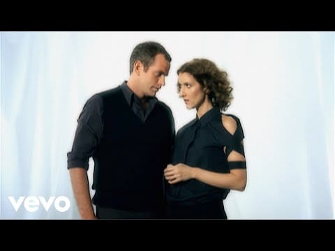 Céline Dion — Garou, Céline Dion - Sous le vent (Vidéo officielle remasterisée en HD)