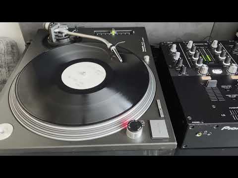 Terry Hall — Lautrec feat. Terry Hall - Things (Neruda Dub Mix) [vinyl rip] [2002]