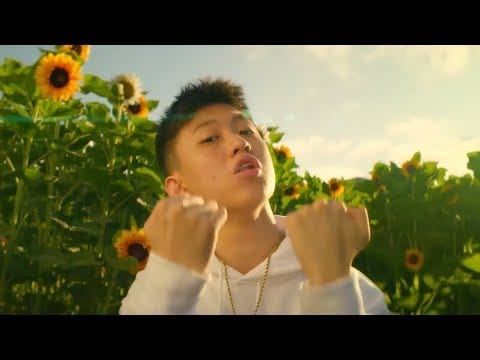 Rich Brian — Rich Brian - Glow Like Dat