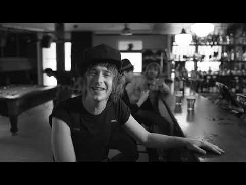 The Delta Riggs — The Delta Riggs - Modern Pressure (Single) - OFFICIAL