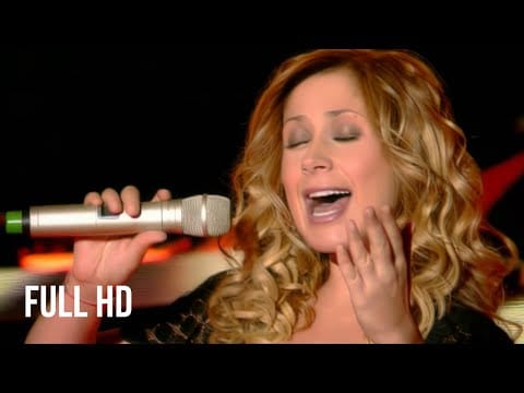 Gigi D'Alessio — Lara Fabian & Gigi D'alessio - Un Cuore Malato (Live à L'Olympia de Paris, 2007) - UPSCALED