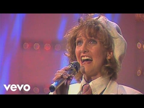 Kristina Bach — Kristina Bach - Er schenkte mir den Eiffelturm (ZDF Hitparade 06.01.1994)