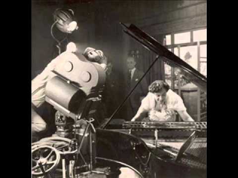 Winifred Atwell — Winifred Atwell and Ted Heath - Dinah Boogie
