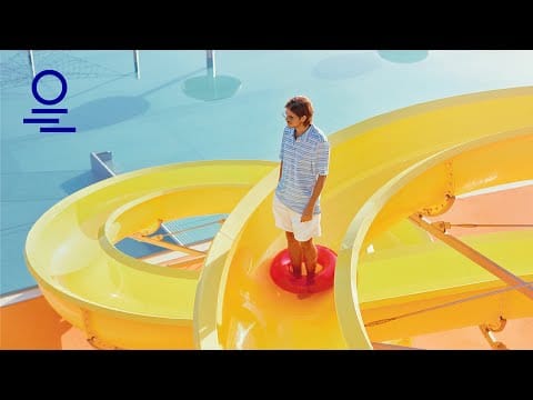 Taco Hemingway — Taco Hemingway - CZŁOWIEK Z DZIURĄ ZAMIAST KRTANI (prod. Rumak)