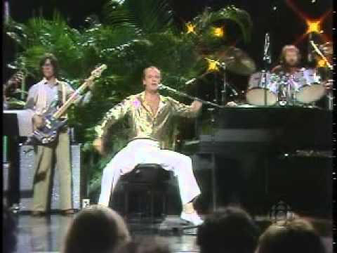 Peter Allen — Peter Allen I Go To Rio.avi