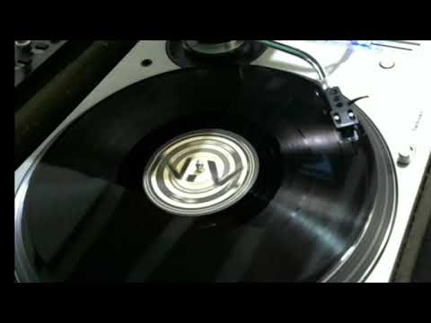 Tony Garcia — Tony Garcia Featuring N.V. - Fantasy Love (Radio Mix)