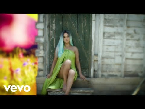Selena Gomez — 999